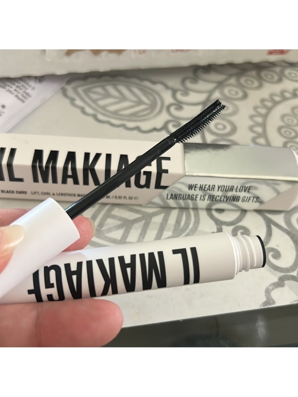 IL MAKIAGE Black Mascara — Black Lash Defining & Lengthening Mascara